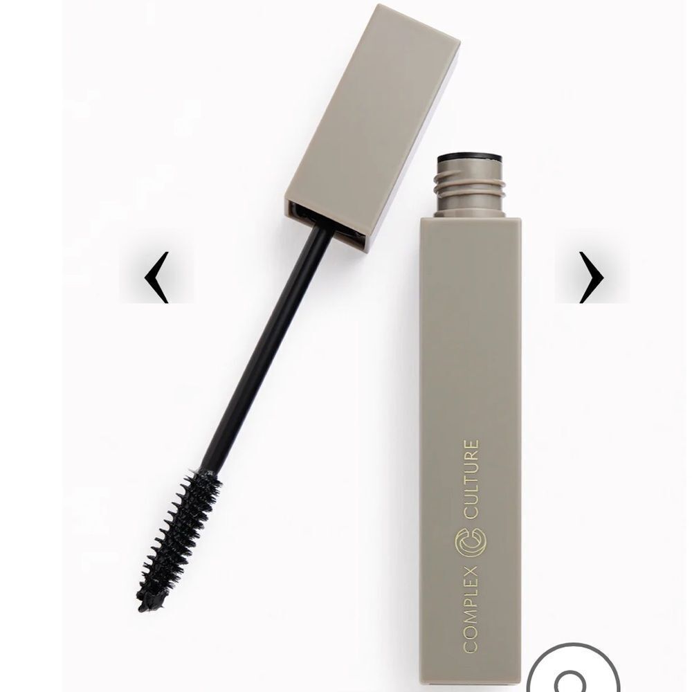 Complex Culture Executive Level Mascara 5 in 1 lengthening mascara Black